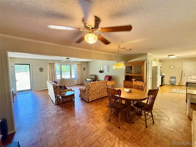 470 County Road 279 ., Valley Grande, AL 36701