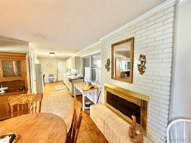 470 County Road 279 ., Valley Grande, AL 36701