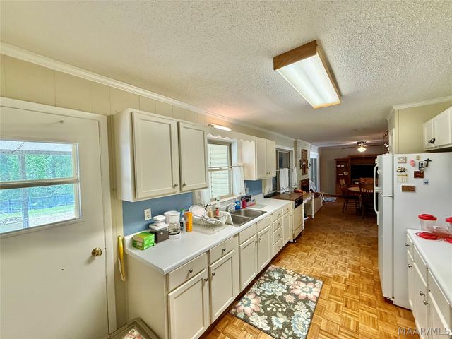 470 County Road 279 ., Valley Grande, AL 36701