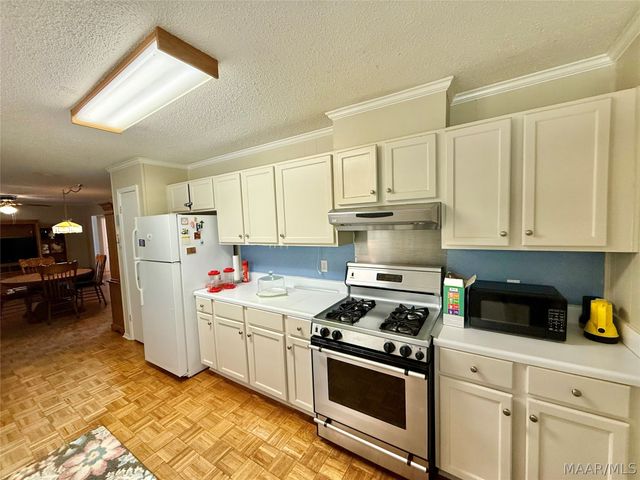 470 County Road 279 ., Valley Grande, AL 36701