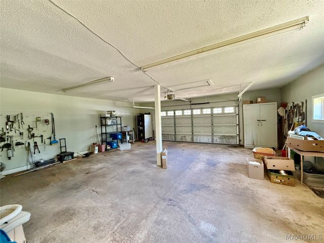 470 County Road 279 ., Valley Grande, AL 36701