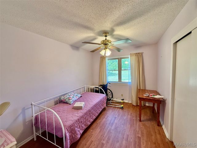 470 County Road 279 ., Valley Grande, AL 36701