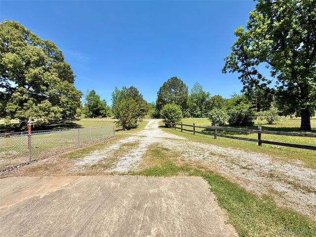 470 County Road 279 ., Valley Grande, AL 36701