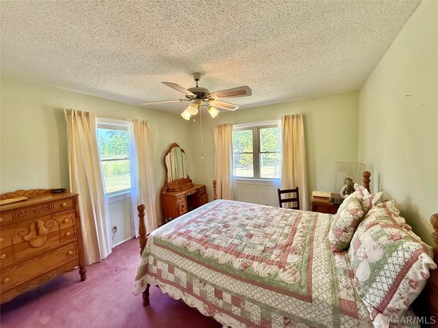 470 County Road 279 ., Valley Grande, AL 36701