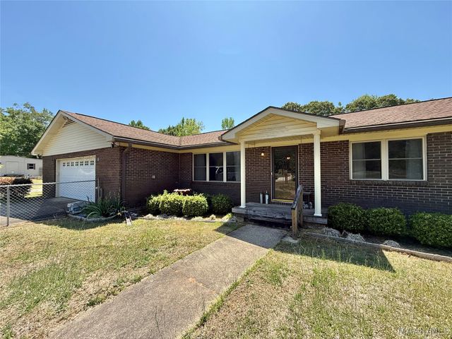 470 County Road 279 ., Valley Grande, AL 36701