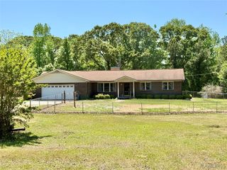 470 County Road 279 ., Valley Grande, AL 36701