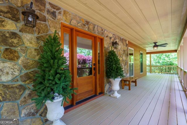 789 Gateway Drive, Ellijay, GA 30540