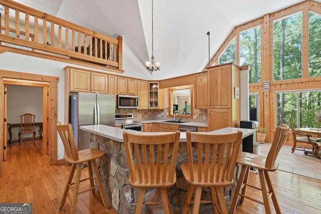 789 Gateway Drive, Ellijay, GA 30540