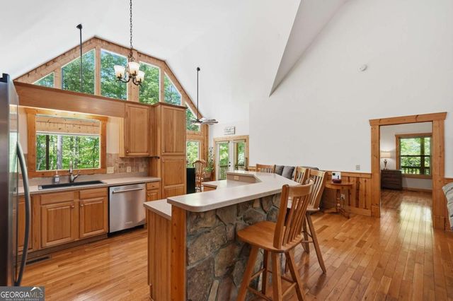 789 Gateway Drive, Ellijay, GA 30540