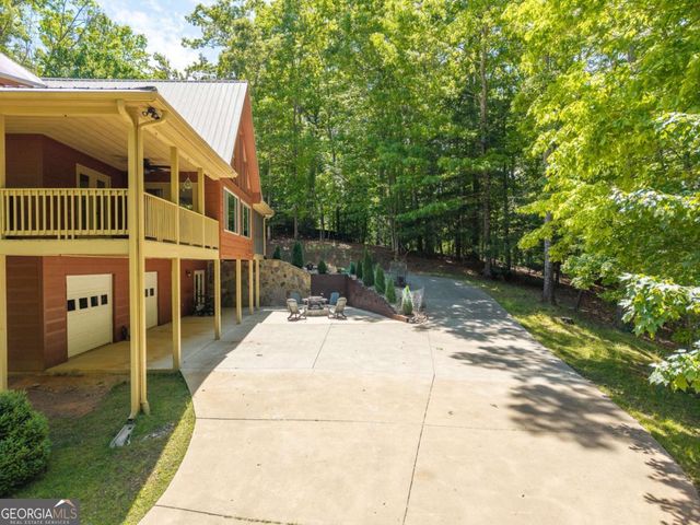 789 Gateway Drive, Ellijay, GA 30540
