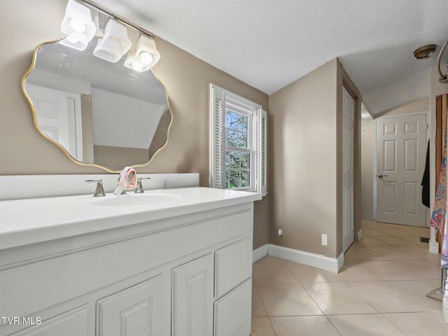 150 Pine Straw Ridge, Greeneville, TN 37745