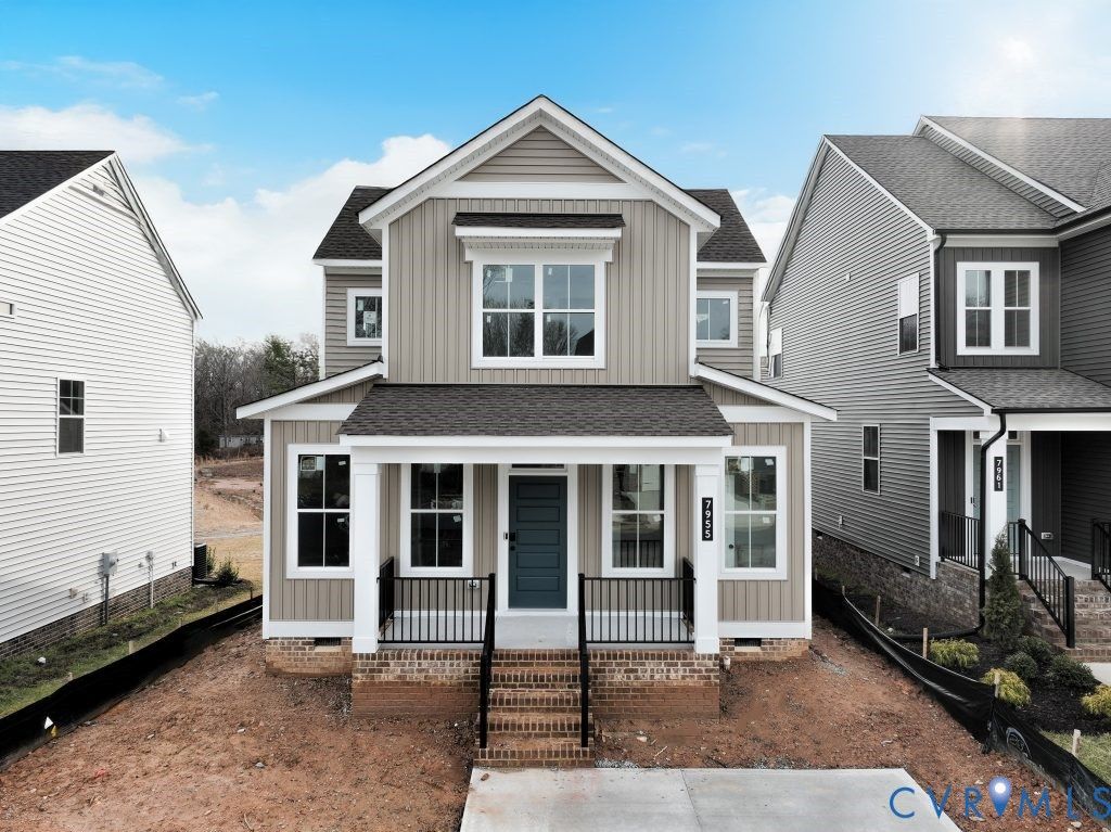 7955 Lyndale Dr, North Chesterfield, VA 23235
