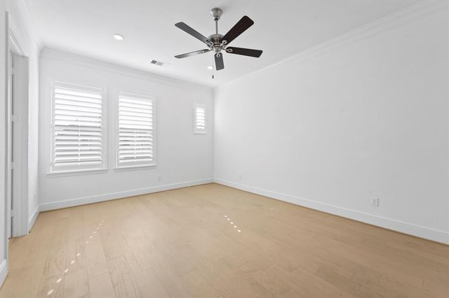 3504 Bridgewater Oaks Lane, Houston, TX 77055