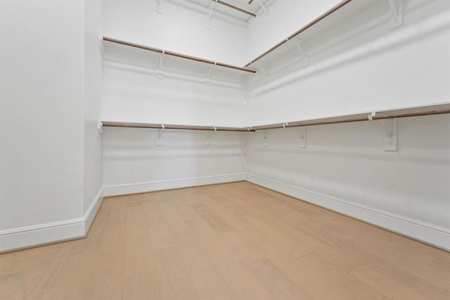 3504 Bridgewater Oaks Lane, Houston, TX 77055