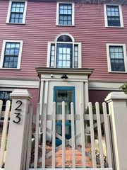 23 Sparks St, Cambridge, MA 02138