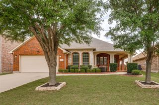 5836 Summerwood Drive, Grand Prairie, TX 75052