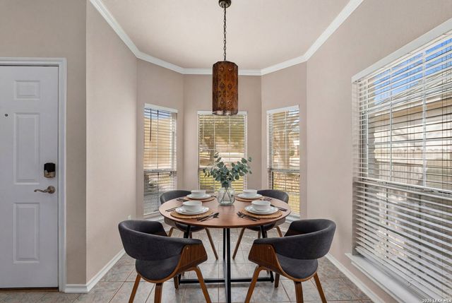 13663 Bridgeview, San Antonio, TX 78247