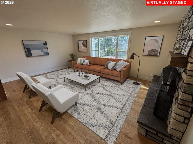 17460 Se SUNNYSIDE Rd, Damascus, OR 97089