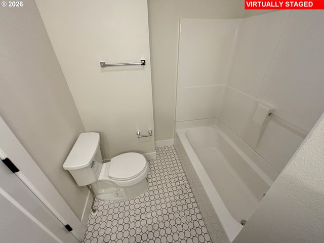 17460 Se SUNNYSIDE Rd, Damascus, OR 97089