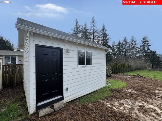 17460 Se SUNNYSIDE Rd, Damascus, OR 97089