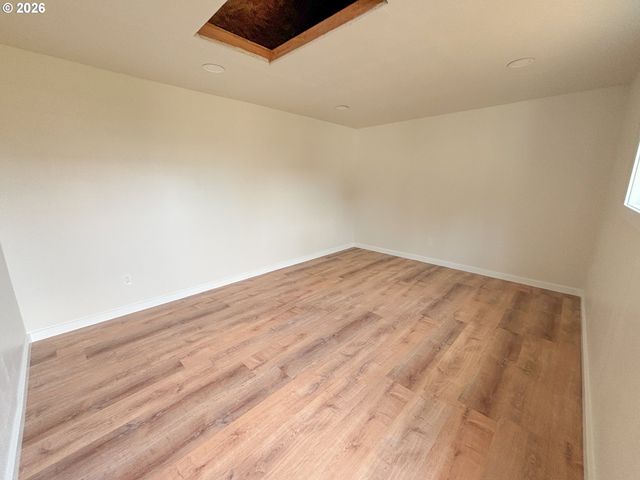 17460 Se SUNNYSIDE Rd, Damascus, OR 97089