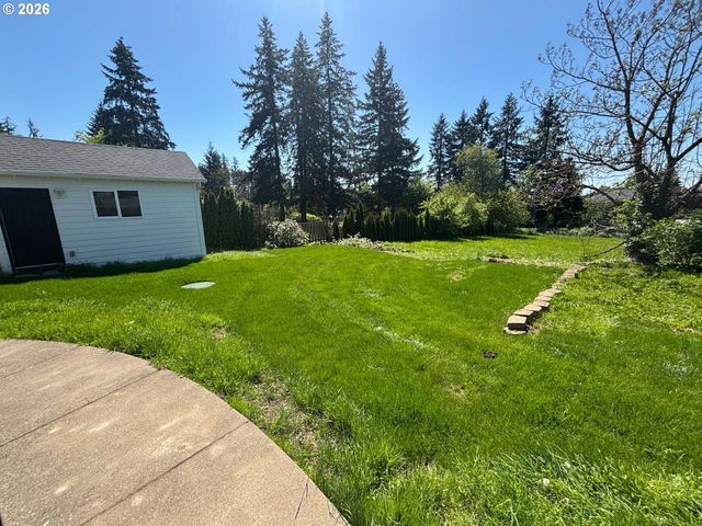 17460 Se SUNNYSIDE Rd, Damascus, OR 97089