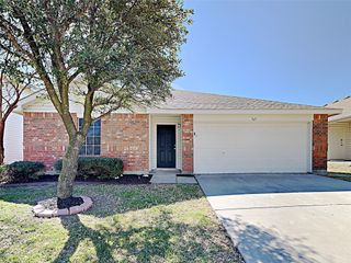 765 San Felipe Trail, Fort Worth, TX 76052