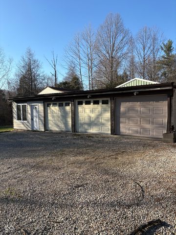 5940 S Poplar Grove Road, Columbus, IN 47201