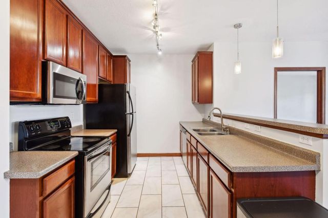 7600 Lyndale Avenue S 228, Richfield, MN 55423