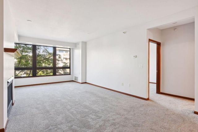 7600 Lyndale Avenue S 228, Richfield, MN 55423