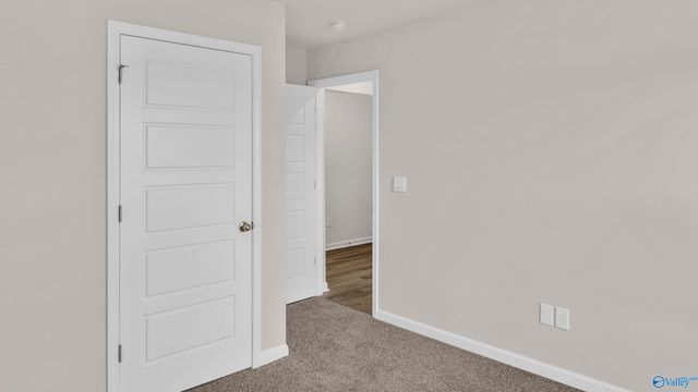 9922 Sequoyah Cove Drive SE, Owens Cross Roads, AL 35763