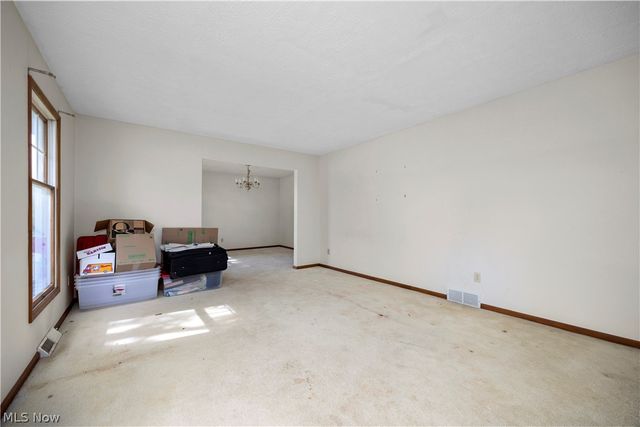 722 Jaycox Road, Avon Lake, OH 44012
