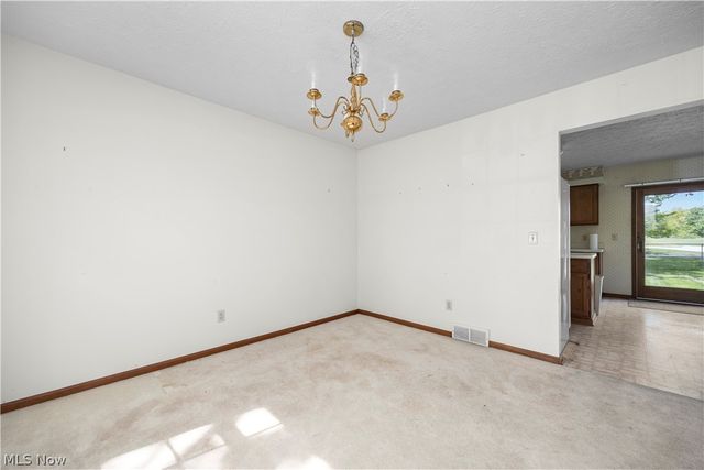 722 Jaycox Road, Avon Lake, OH 44012