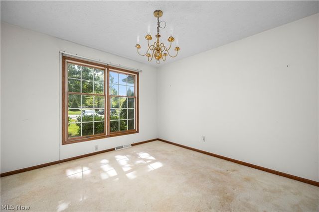 722 Jaycox Road, Avon Lake, OH 44012