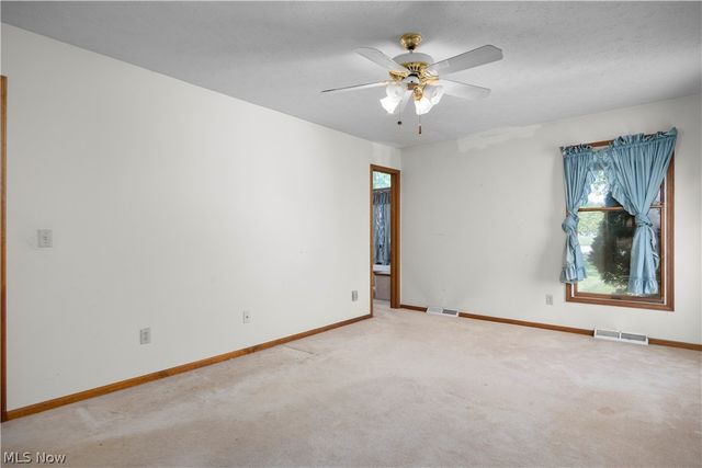 722 Jaycox Road, Avon Lake, OH 44012
