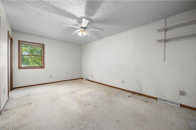 722 Jaycox Road, Avon Lake, OH 44012