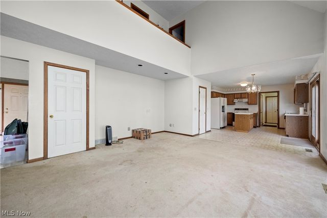 722 Jaycox Road, Avon Lake, OH 44012