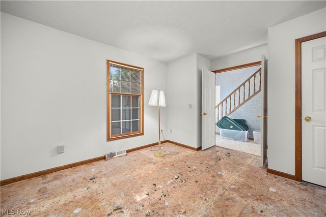 722 Jaycox Road, Avon Lake, OH 44012