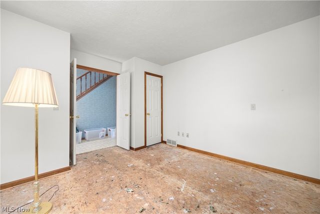 722 Jaycox Road, Avon Lake, OH 44012