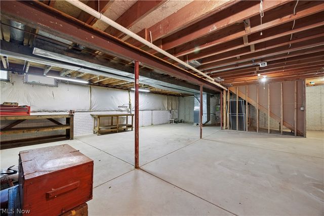 722 Jaycox Road, Avon Lake, OH 44012