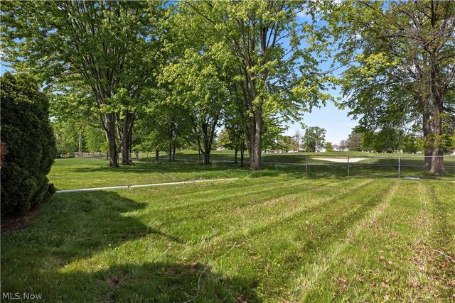 722 Jaycox Road, Avon Lake, OH 44012