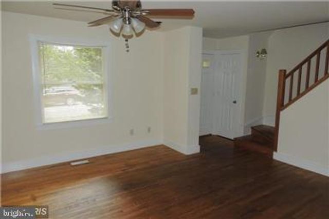 5985 4TH ST, Deale, MD 20751