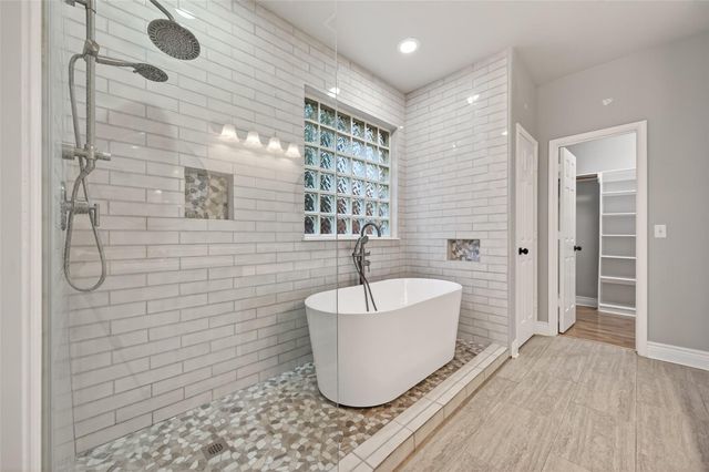 178 Linton Downs Place, The Woodlands, TX 77382