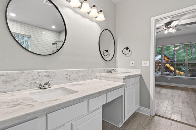 178 Linton Downs Place, The Woodlands, TX 77382