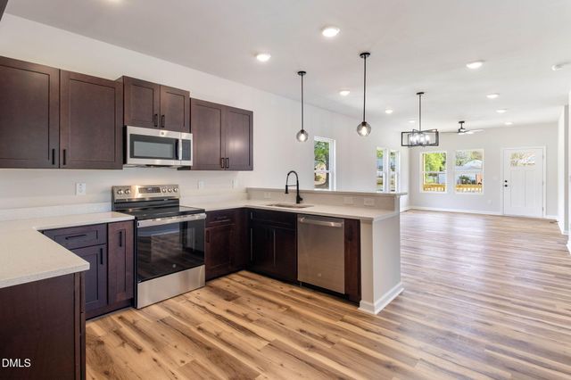 1517 Belmont Street, Burlington, NC 27215