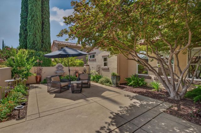4216 Savoie Ct, Loomis, CA 95650