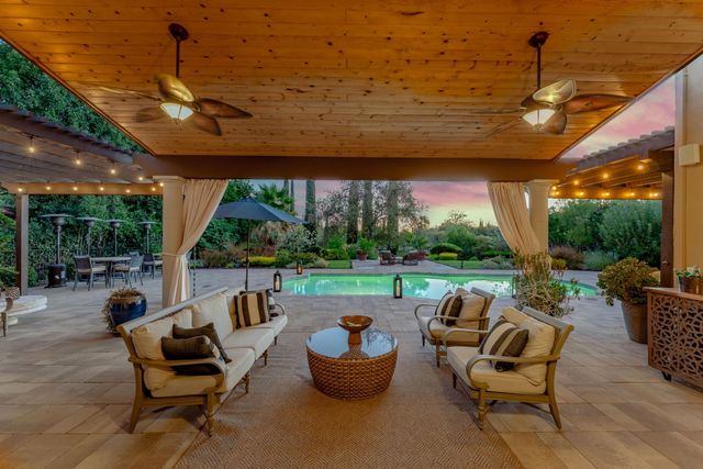 4216 Savoie Ct, Loomis, CA 95650