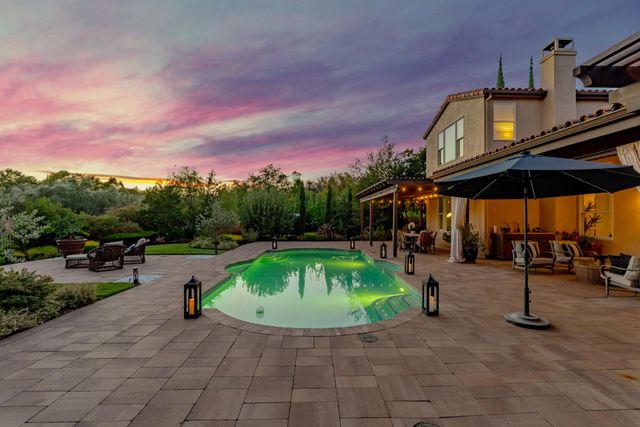 4216 Savoie Ct, Loomis, CA 95650