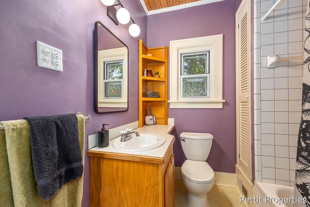3897 Grand Street, Grandville, MI 49418