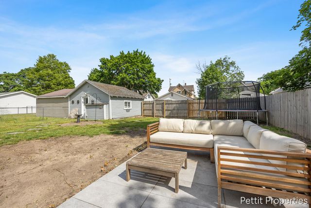 3897 Grand Street, Grandville, MI 49418